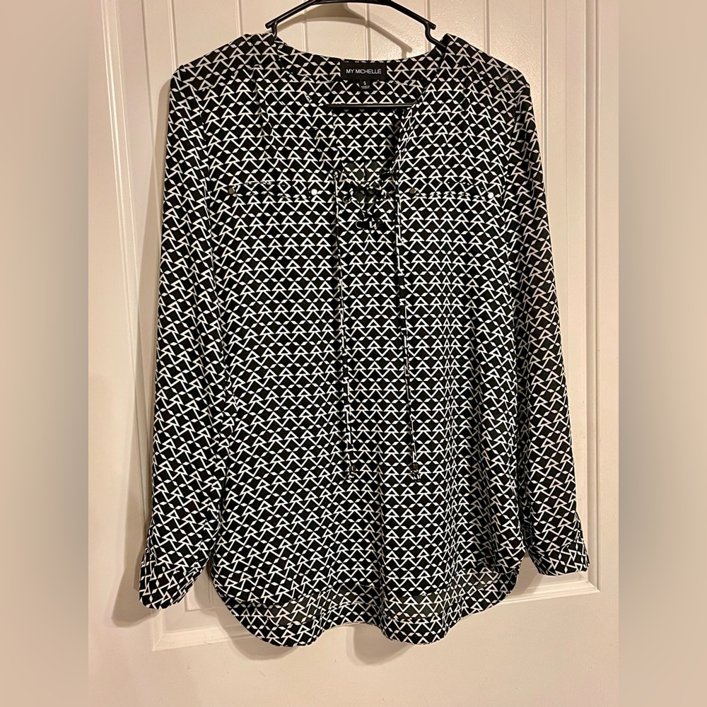 Chic My Michelle Geometric Print Blouse Size S